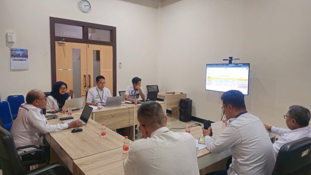 Rapat Evaluasi Tim Website